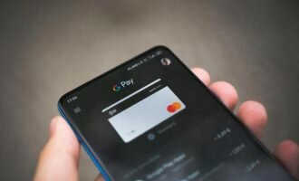 Вывод средств на банковскую карту